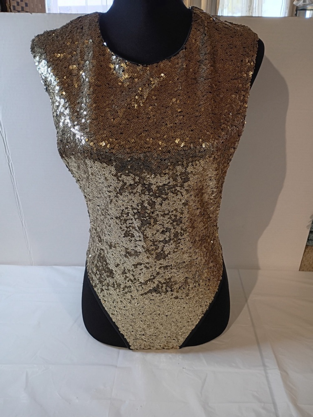 Forever 21 Gold Sequin Bodysuit Sleeveless High Cut Open Back Size L MWT
